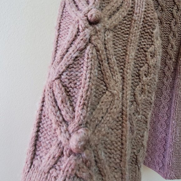 Heavy Knit Three Button Shrug - Picture 5 of 10